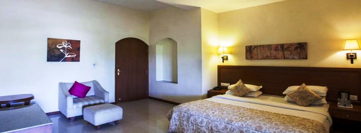 2204/Palanpur Palace - Mount Abu 09.jpg